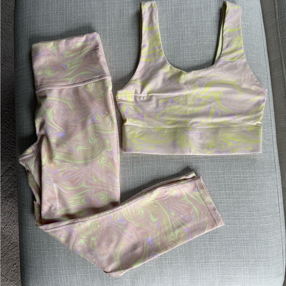 Fabletics Light Swirl Leggings and Top Set